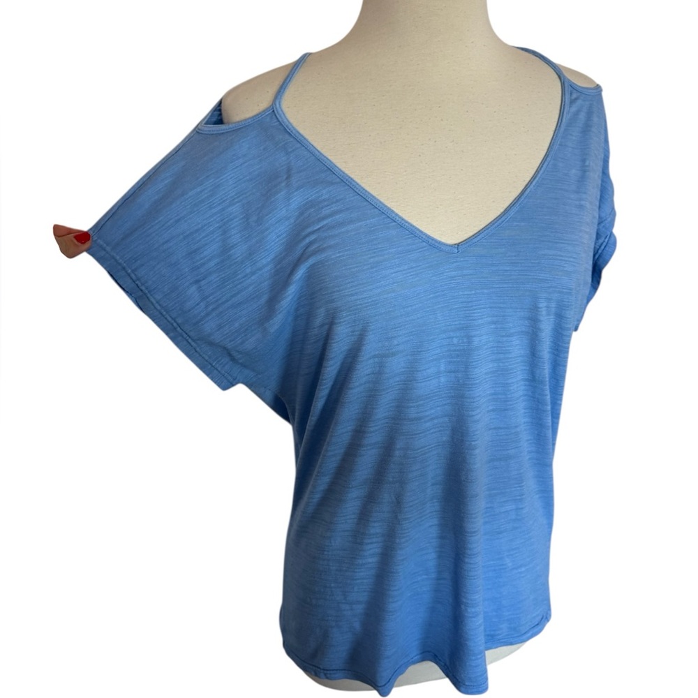 Nux Women’s Blue Active Short Sleeve Cutout Back Athletic Exercise T-shirt SZ M